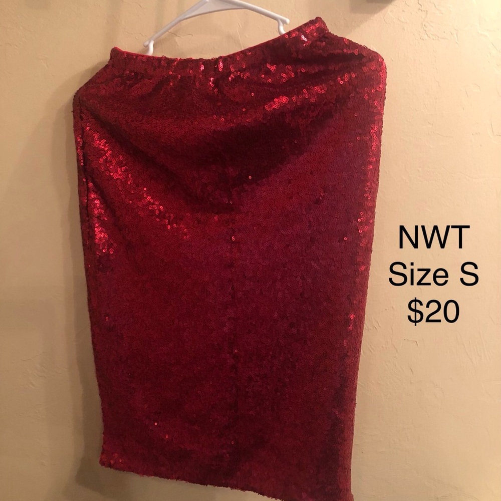 Boutique sequin skirt